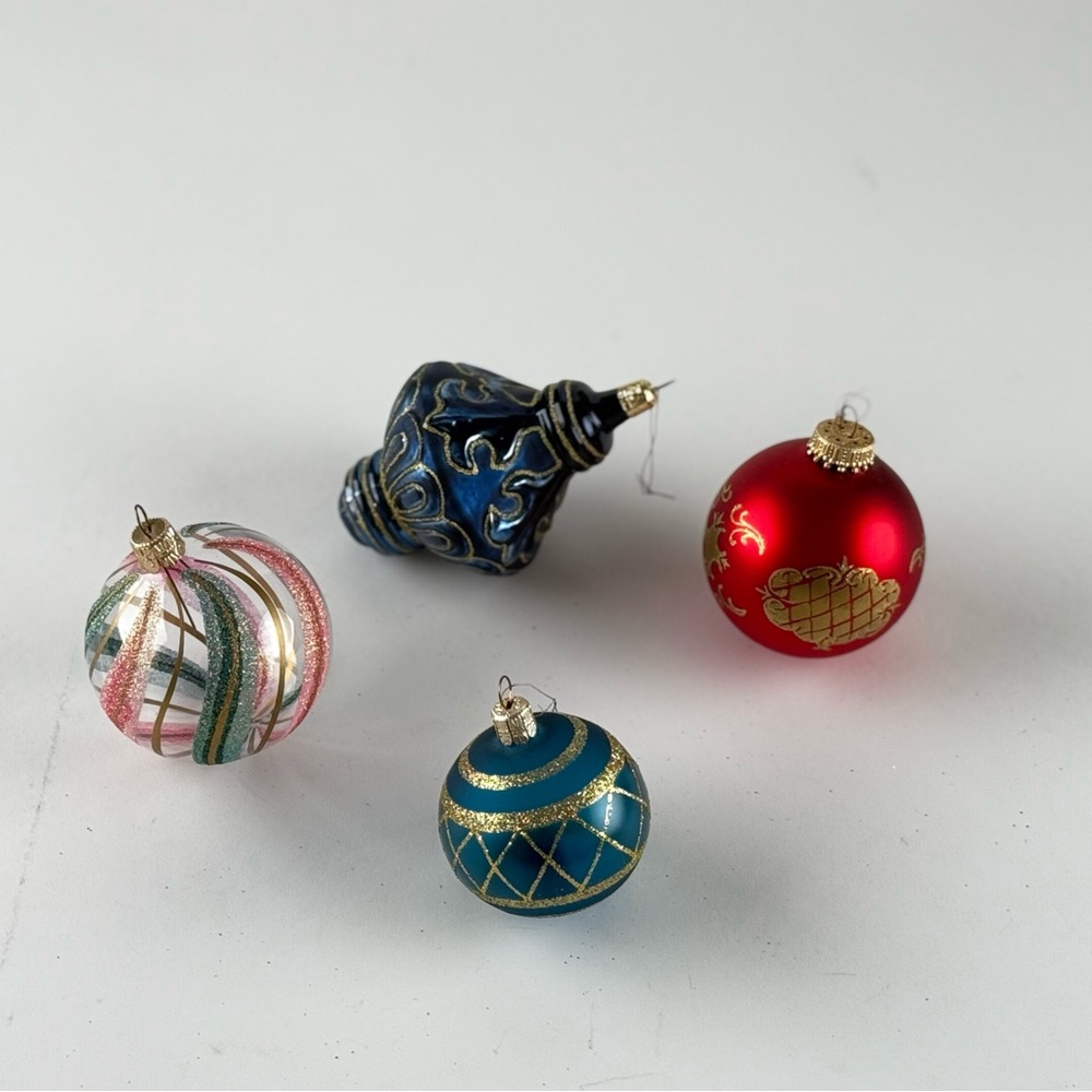 Elegant Blown Glass Holiday Ornament Set - Picture 1 of 5